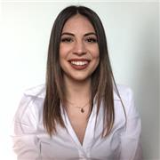 Ciao a tutti! 
Me llamo Greta soy italiana nativa e vivo en Madrid desde hace un par de años. Me encanta viajar y conocer gente de diferentes culturas. 
Tengo una licenciatura en Gestión del Turismo Cultural y hablo 4 idiomas: italiano, español, francés y